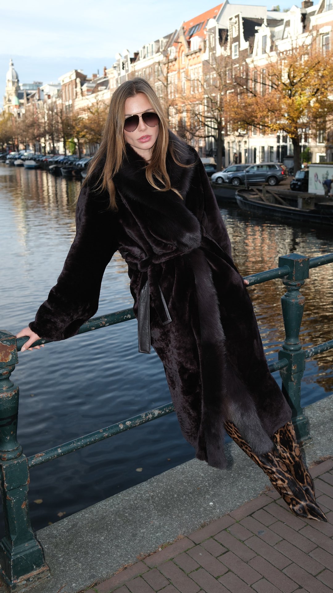 Instagram post by @vivianhoorn for Mytheresa. Caption reads: For our latest Styling Session we joined....