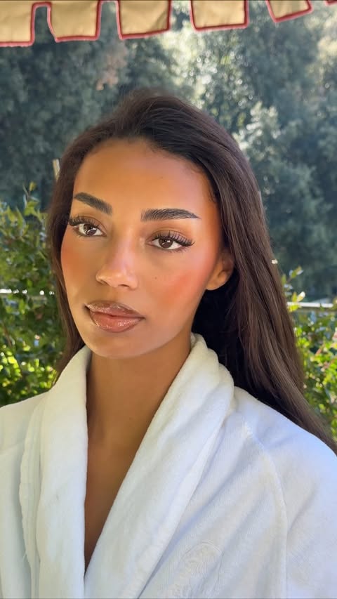Instagram post by @umajammeh for Guerlain. Caption reads: @guerlain 🖤 Using abielle royale youth watery....
