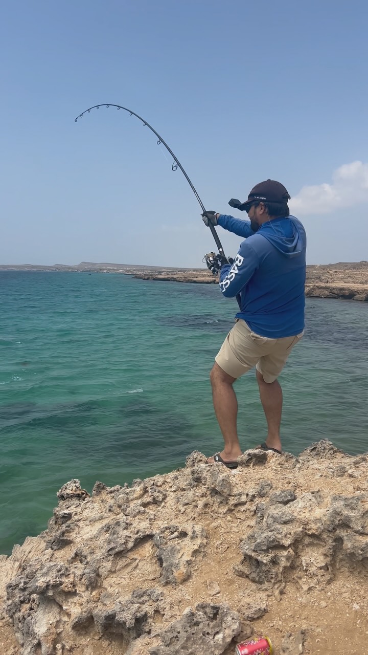 Instagram post by @coast_angler for ShimanoFishing Japan. Caption reads: It was from my 2nd cast..

Gear used: @zenaq Defi....