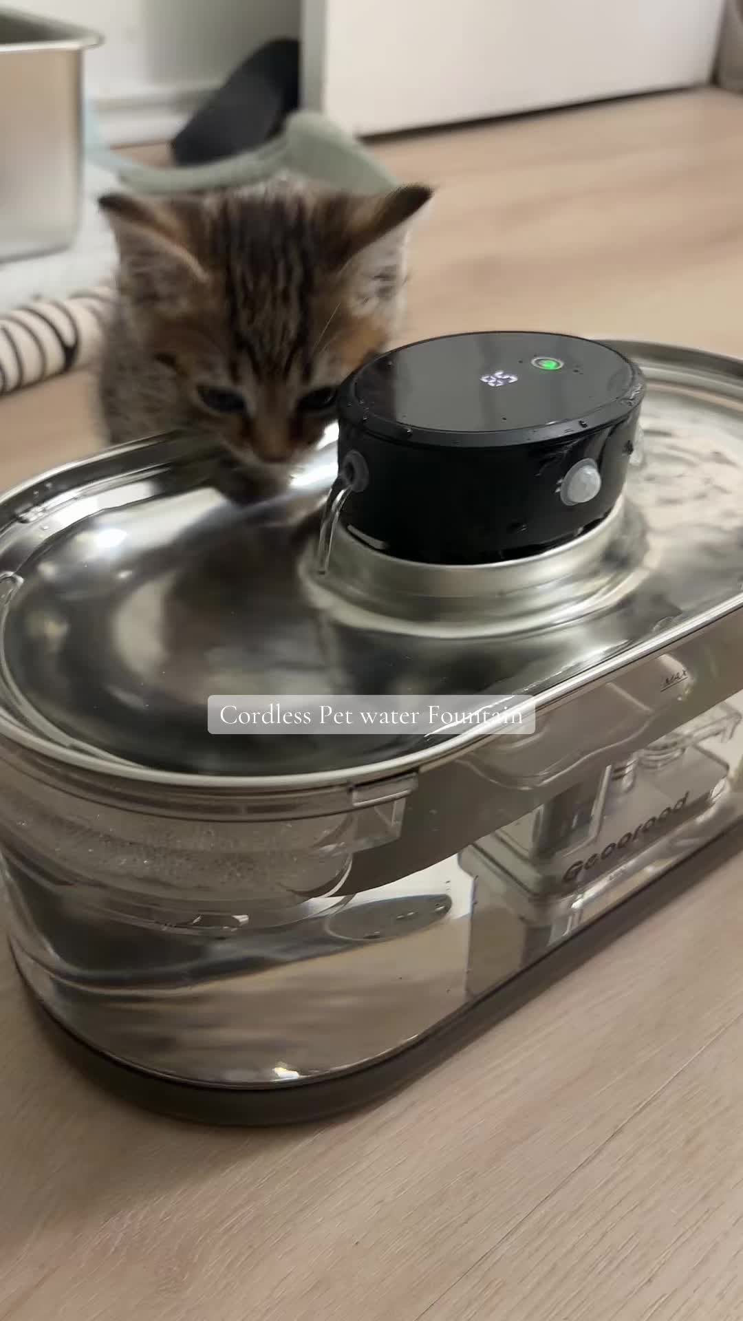 TikTok post by @selfishnicetomeetyou for Geoorood. Caption reads: [...] made a fountain that has no cord !!....