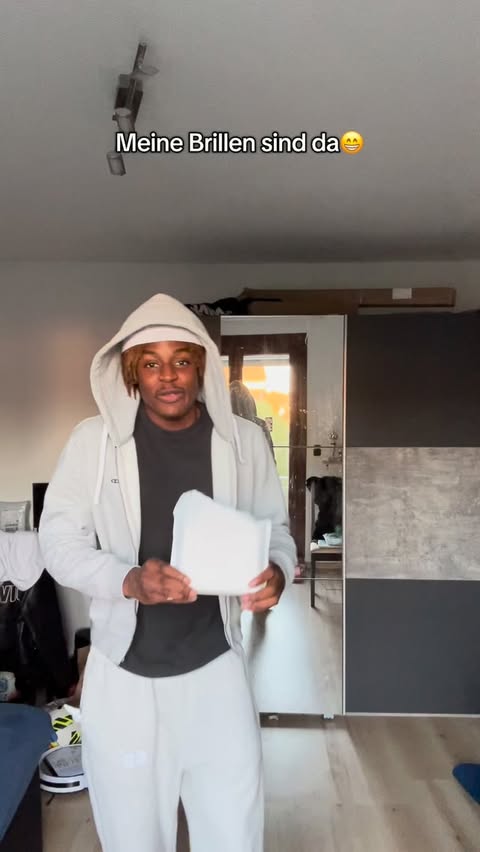 Instagram post by @shamel.ck for Firmoo. Caption reads: @firmoo_deutschland  Code: shamel5020
#firmoo....