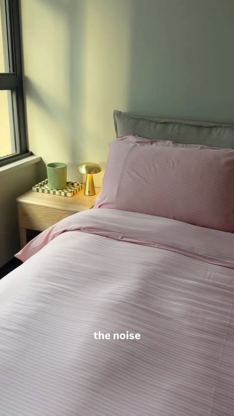 Instagram post by @lauren_funn_ for Ecosa. Caption reads: A little bedroom reset with @ecosa_sleep , because....
