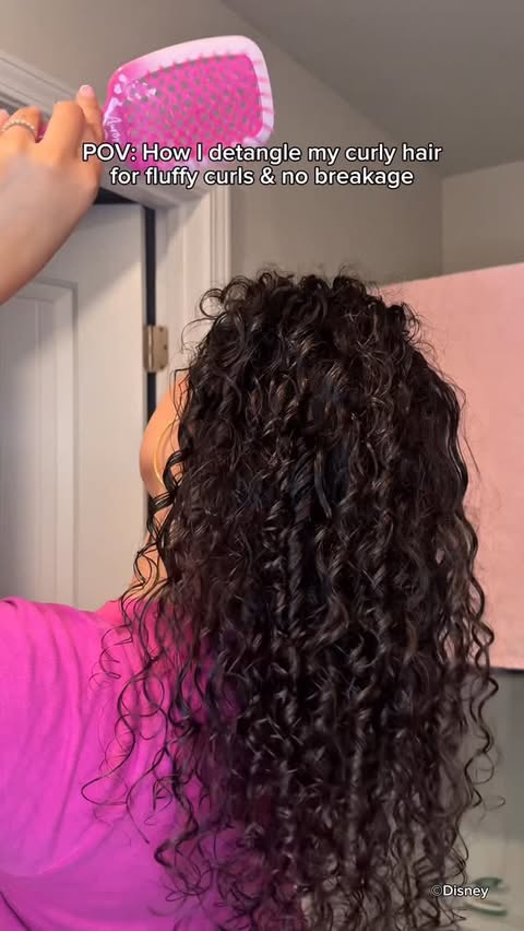 Instagram post by @curlswithkymberly for FHI Heat. Caption reads: [...] curls feels way more magical with the FHI....