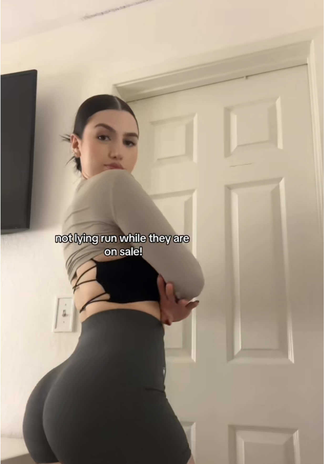 TikTok post by @iivveth for Gymreapers. Caption reads: @Gymreapers #gymtok .