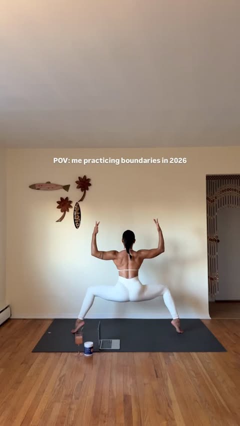 Instagram post by @flowgogirl for Ritual. Caption reads: [...] why I *slam laptop shut* and say yes to....