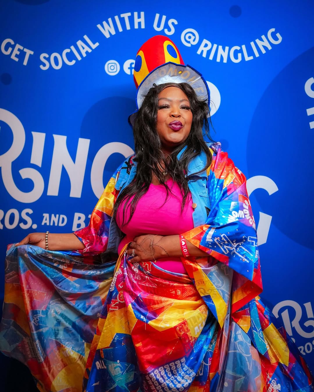 Instagram post by @ohnikka for Ringling. Caption reads: [...] Show On Earth®! 🎭🎟️
The all new Ringling....