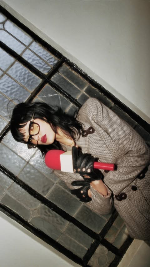 Instagram post by @emmaxwinder for Pinterest. Caption reads: Predictable or to be UNPREDICTABLE? @pinterestuk....