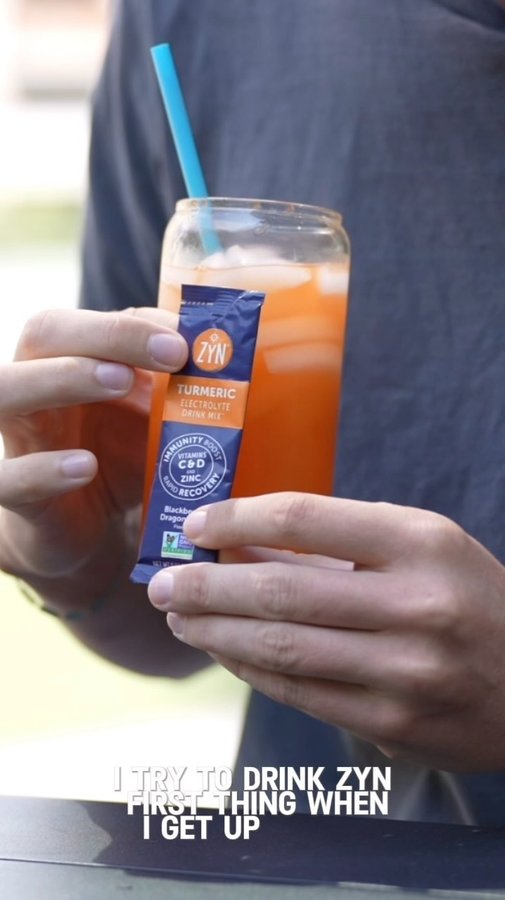 Instagram post by @d_bo20 for Drink ZYN. Caption reads: Best way to stay hydrated and fresh during the....