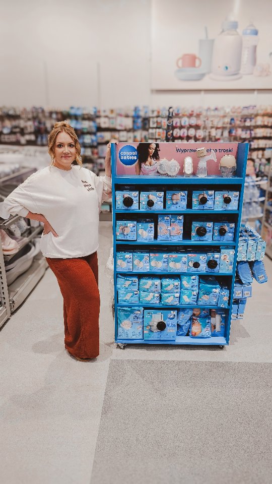 Instagram post by @laskowscy_family for Canpol babies. Caption reads: W każdej ciąży przychodzi czas na spakowanie torby....