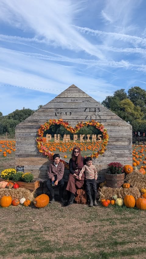 Instagram post by @chapter.thirty.five for Hobbledown. Caption reads: Hobbledown Heath Pumpkin Festival is BACK 🎃 The....