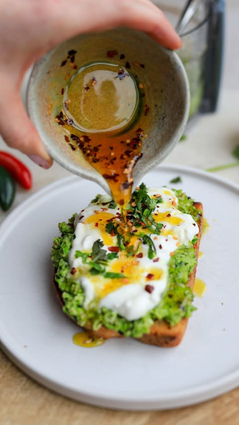 Instagram post by @lucy_and_lentils for Audible. Caption reads: [...] years ‘goals’ Currently smashing my....