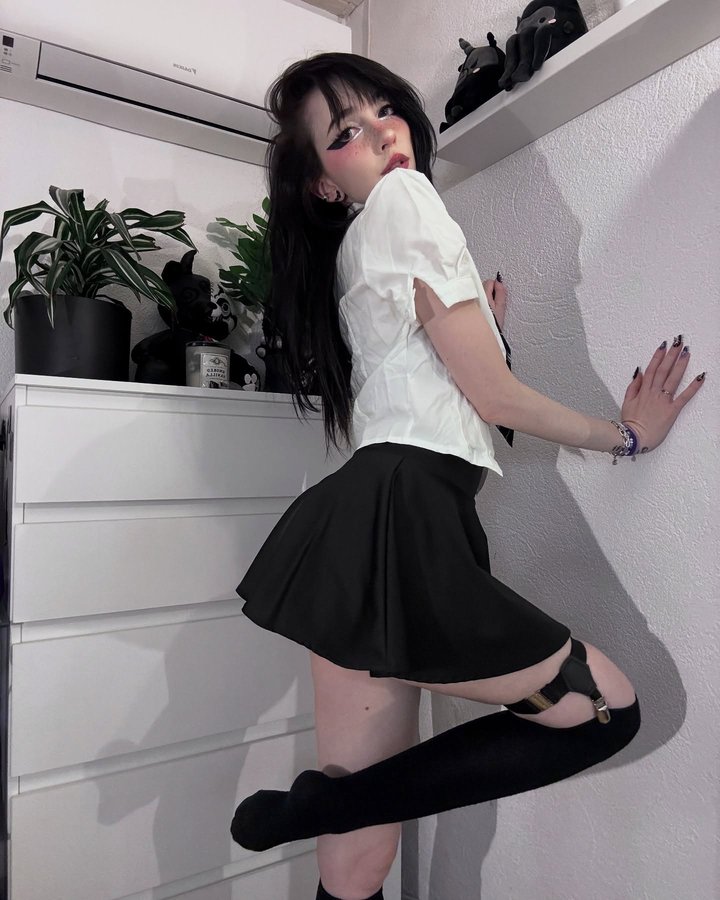 Instagram post by @nananightray for Nevstudio. Caption reads: [...] tops and second skirt gifted by....