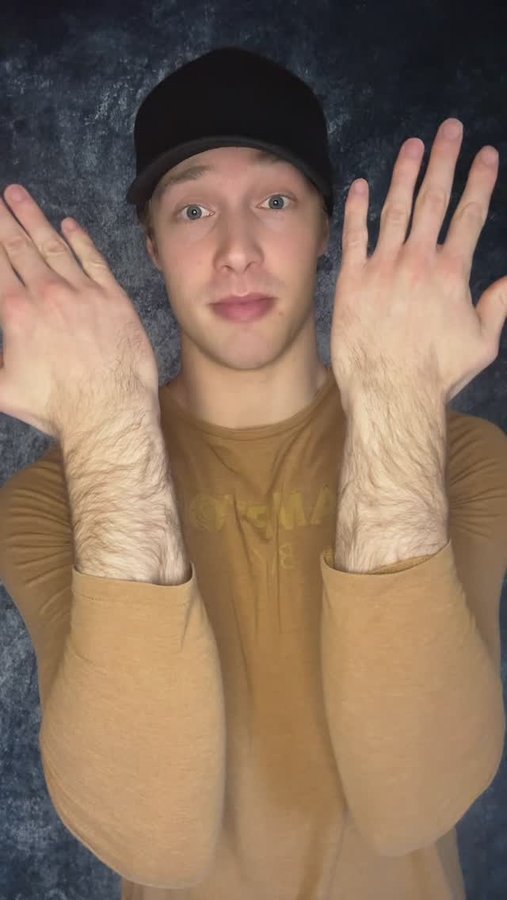 Instagram post by @belgiangiant for American Tall. Caption reads: [...] Shop @american_tall 

#tall #giant....