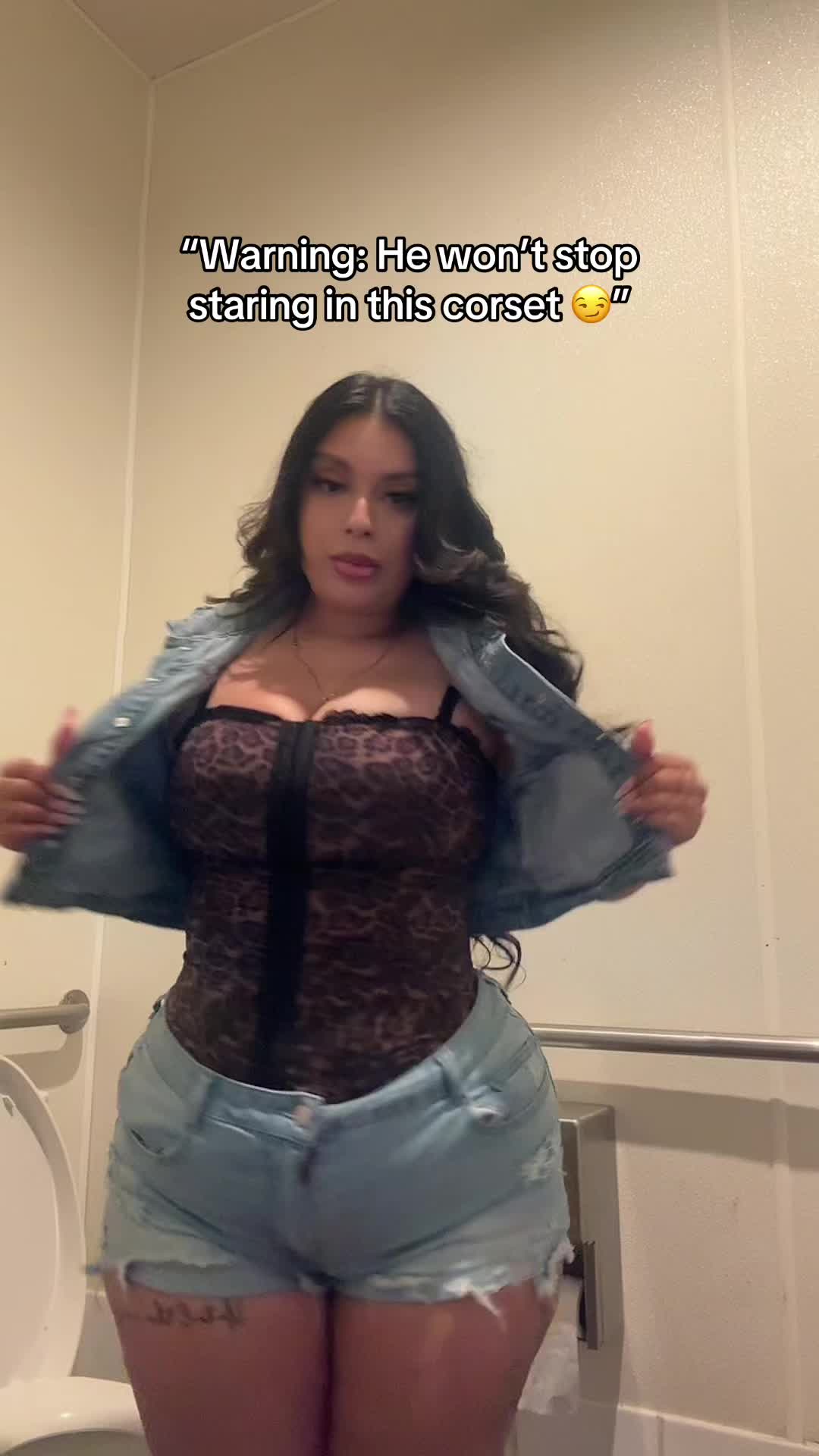 TikTok post by @prettygirlglaze for Popilush. Caption reads: [...] Trust me—this is the one. @Popilush LLC....