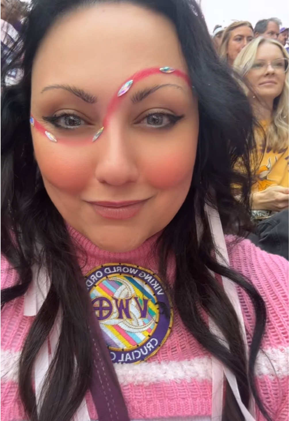 TikTok post by @thepersianversian for Luckmeey. Caption reads: [...] and follow me for more game day looks....