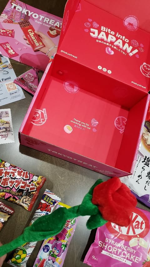 Instagram post by @eatanddrinkhouston for TokyoTreat. Caption reads: 📍 Houston, TX | @tokyotreat My TokyoTreat box....