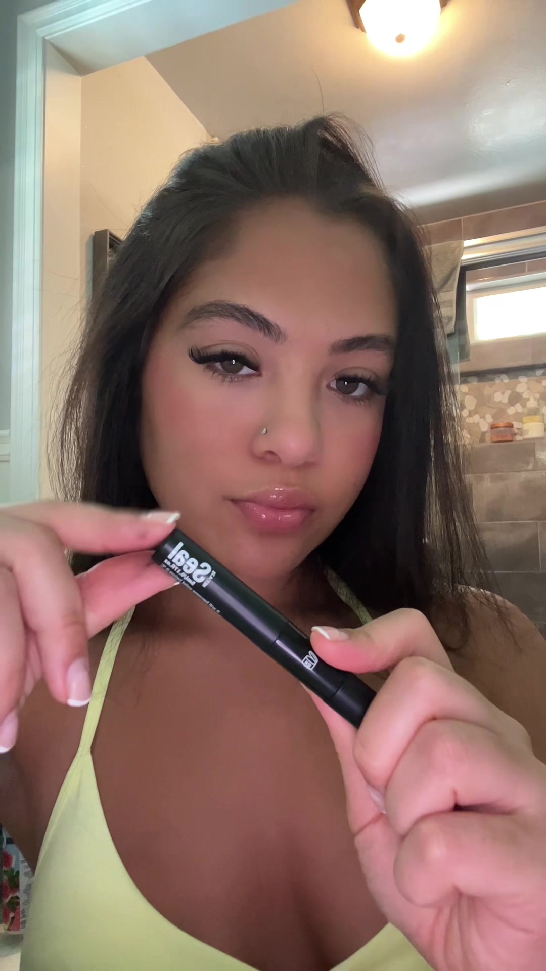 TikTok post by @divaaaqueen2 for Geeneiya Lashes. Caption reads: @Geeneiya_Lash Tutorial🎀 #geeneiyalashes....