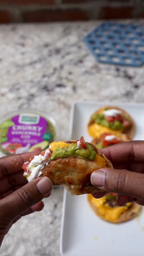 Instagram post by @offthechainwithjoe for Good Foods. Caption reads: Mini Cheesy Beef and @goodfoods Guacamole Tacos.....