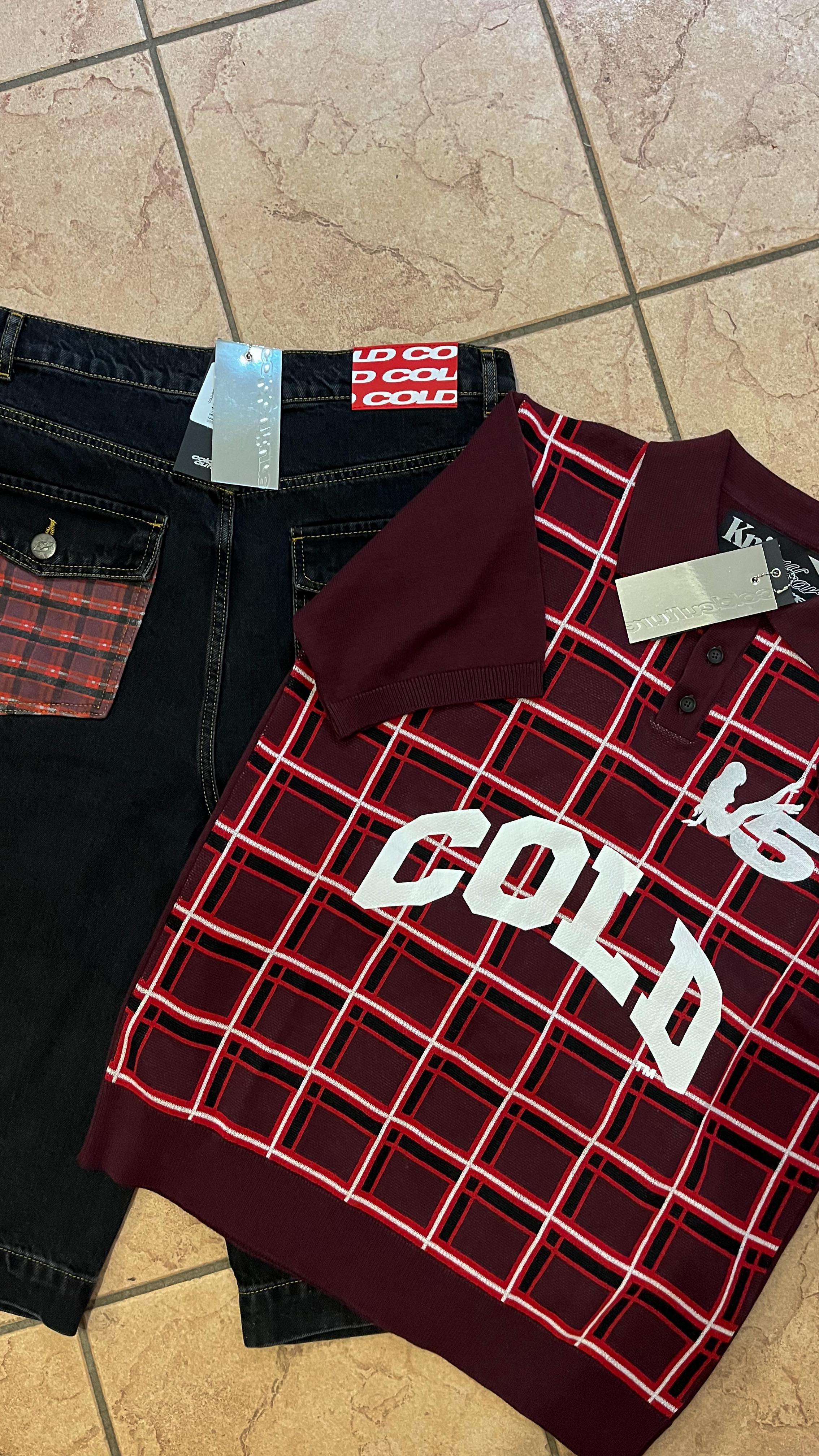 Instagram post by @alicegrsi for Cold Culture. Caption reads: sempre scappate di casa @coldculture #outfit....