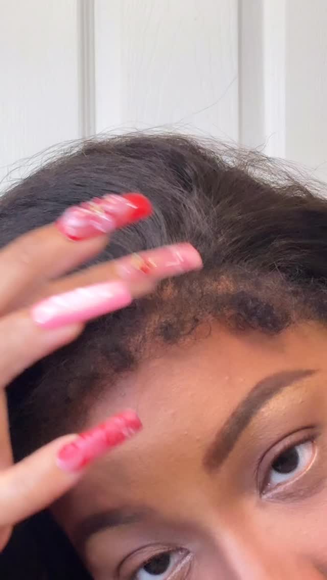 Instagram post by @_iamkayladanielle for Luvme Hair. Caption reads: Use code “KL32” for 32% off! 
link in bio~....