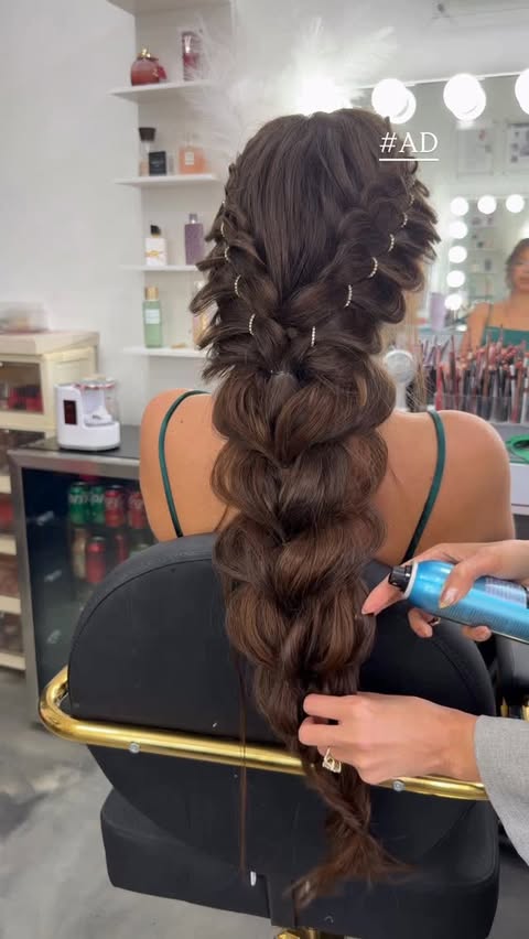 Instagram post by @samirasjewelry for SalonCentric. Caption reads: Braids, sparkles & bows… oh my🎄
I partnered with....