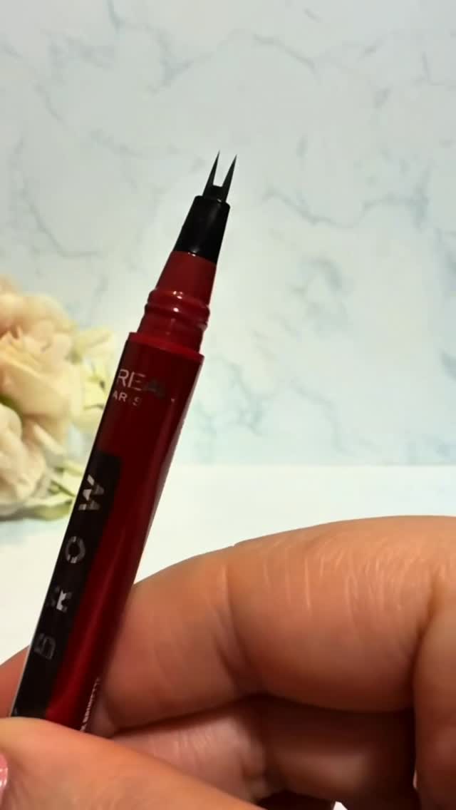 Instagram post by an influencer for L'Oréal Paris. Caption reads: Brow filling made easy @lorealparis AD....