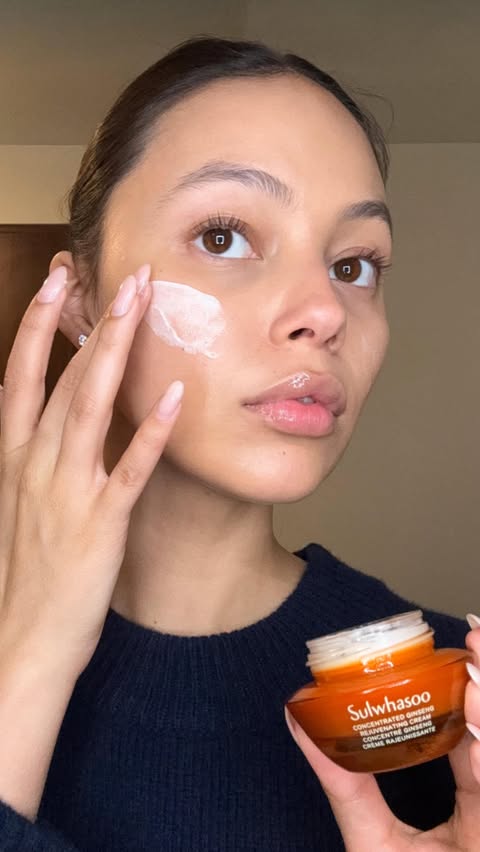 Instagram post by @fiona.bl for Sulwhasoo. Caption reads: AD #Sulwhasoo_Partner 
The perfect luxurious....