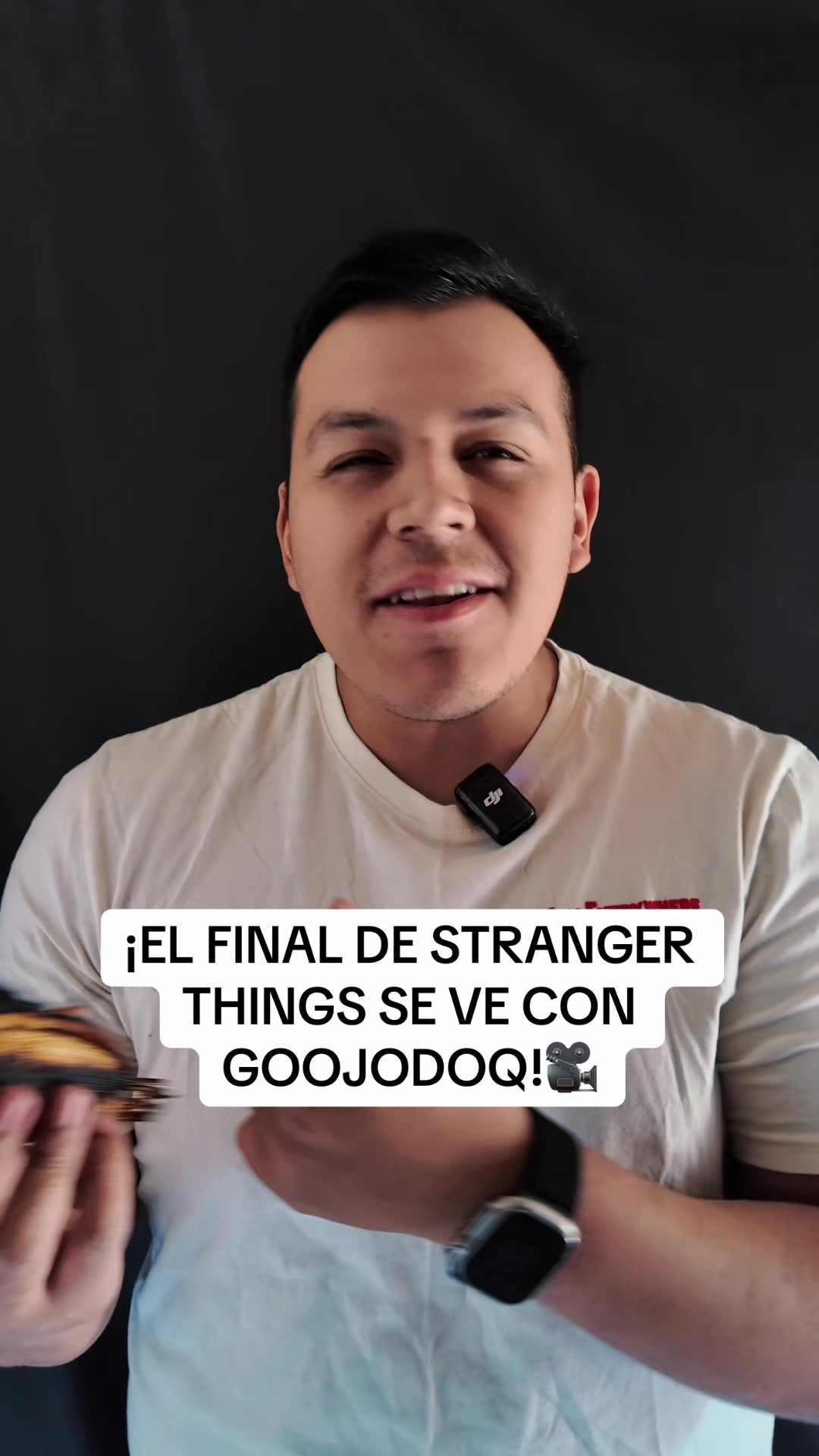 TikTok post by @victorquezadar for Mercado Libre. Caption reads: Listos para el final de stranger Things....