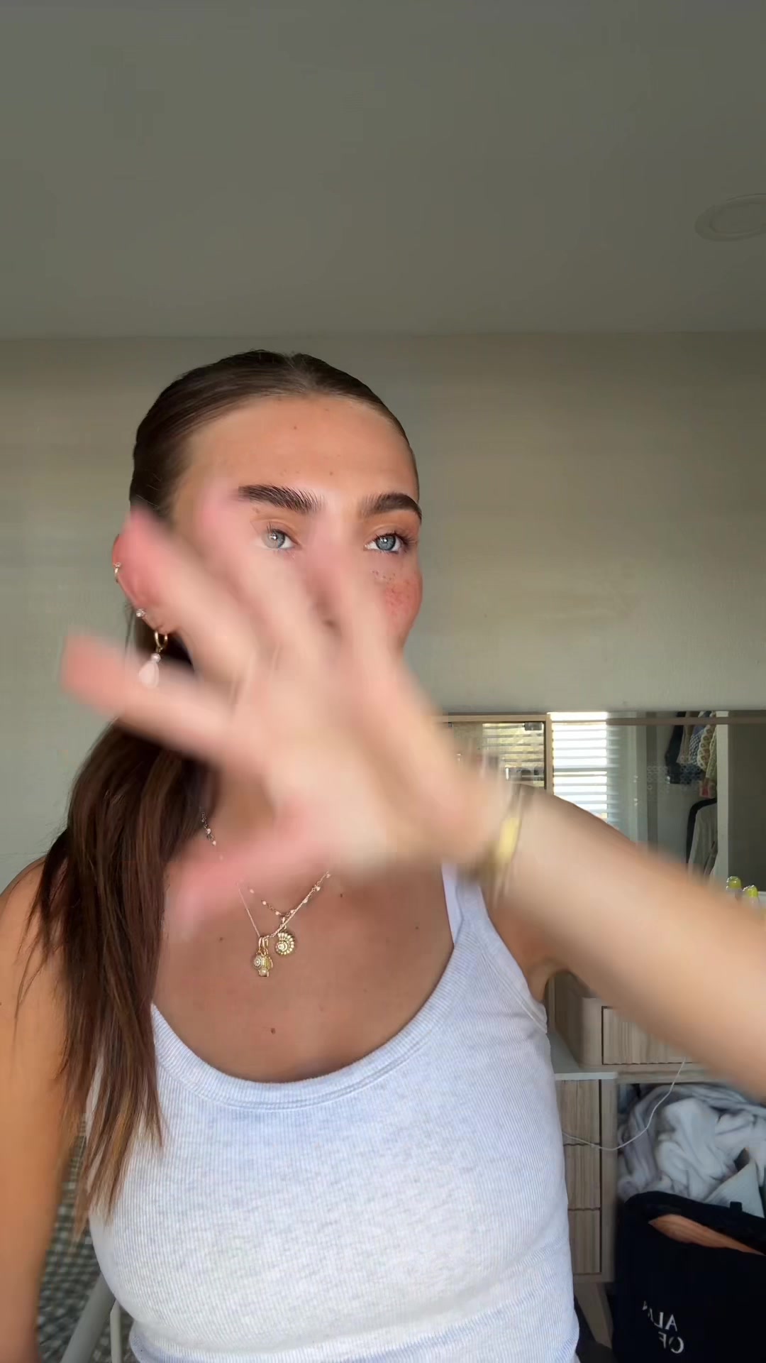 TikTok post by @melodyymiles for BondiBoost. Caption reads: [...] my hair post partum🥹 #BondiboostPartner....