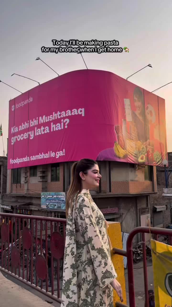 TikTok post by @arooj_fatimah for Foodpanda. Caption reads: #FaisalabadJoChahega #foodpandasambhallega....