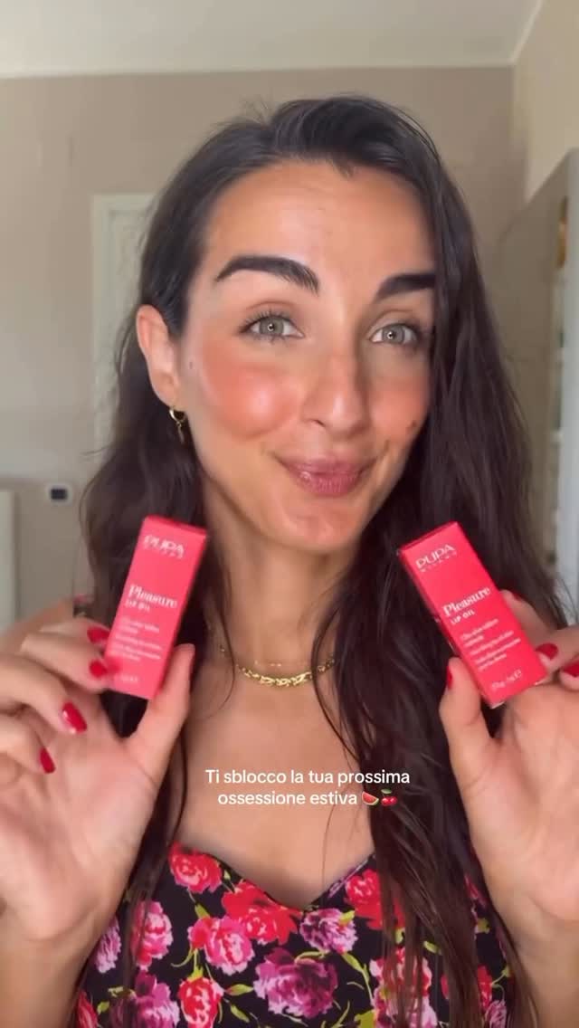 Instagram post by @ninalunatik for PUPA Milano. Caption reads: 🍒🍓🥭🍉 >>>
@ninalunatik è pronta a sbloccarti....