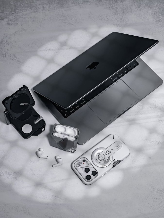 Instagram post by @ulresch for AULUMU. Caption reads: Aesthetic & Functional. 💯🔥

The new....