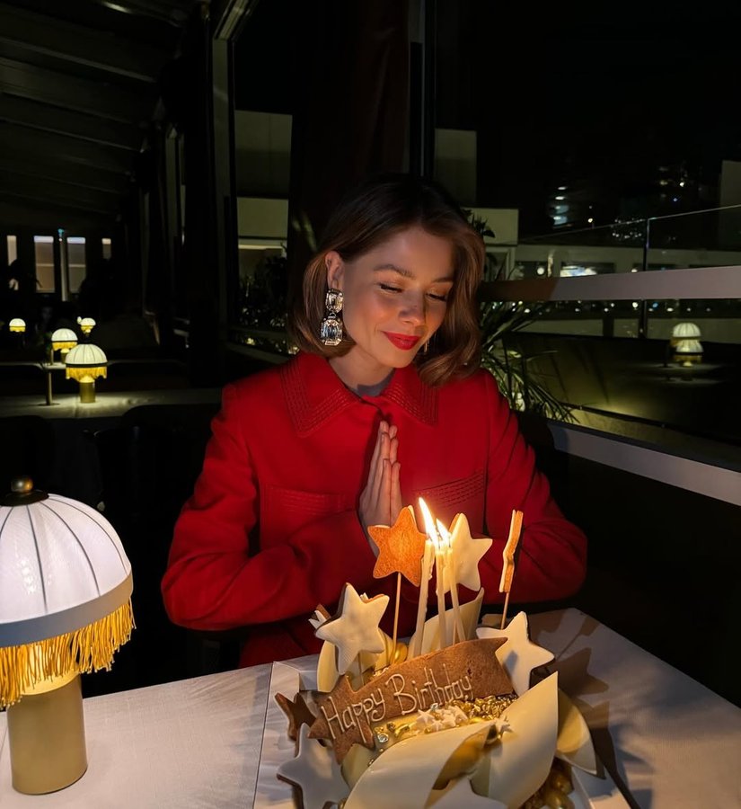 Instagram post by @ecemtturann for adL. Caption reads: 24♥️

#reklam.