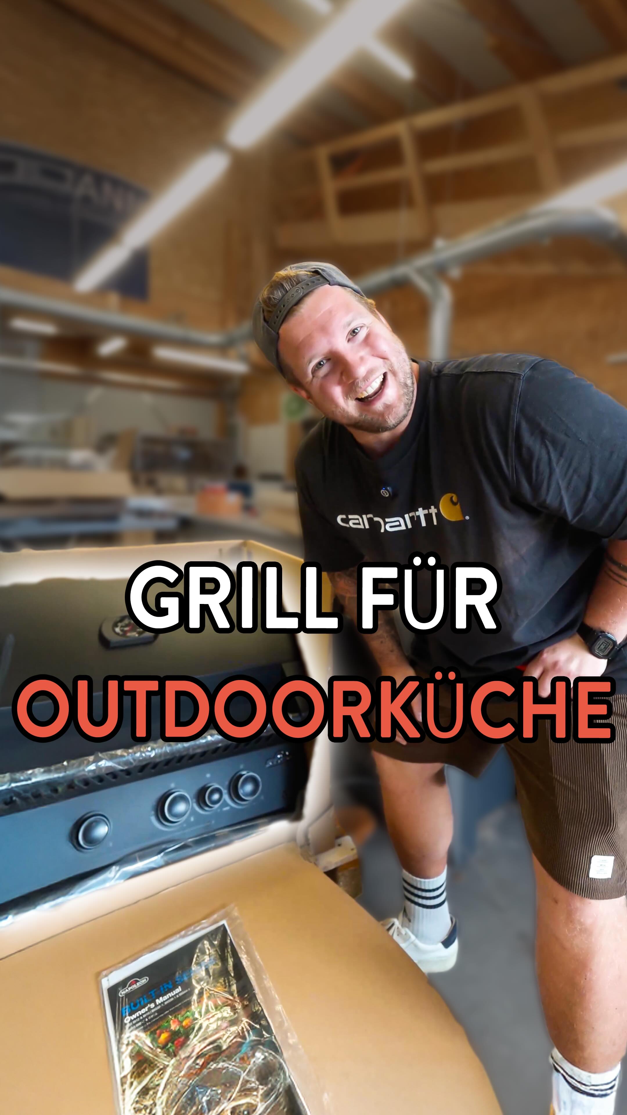 Instagram post by @siggi_hoffmann for Napoleon. Caption reads: 🔥 Sommer vorbei? Egal – wir grillen weiter!....