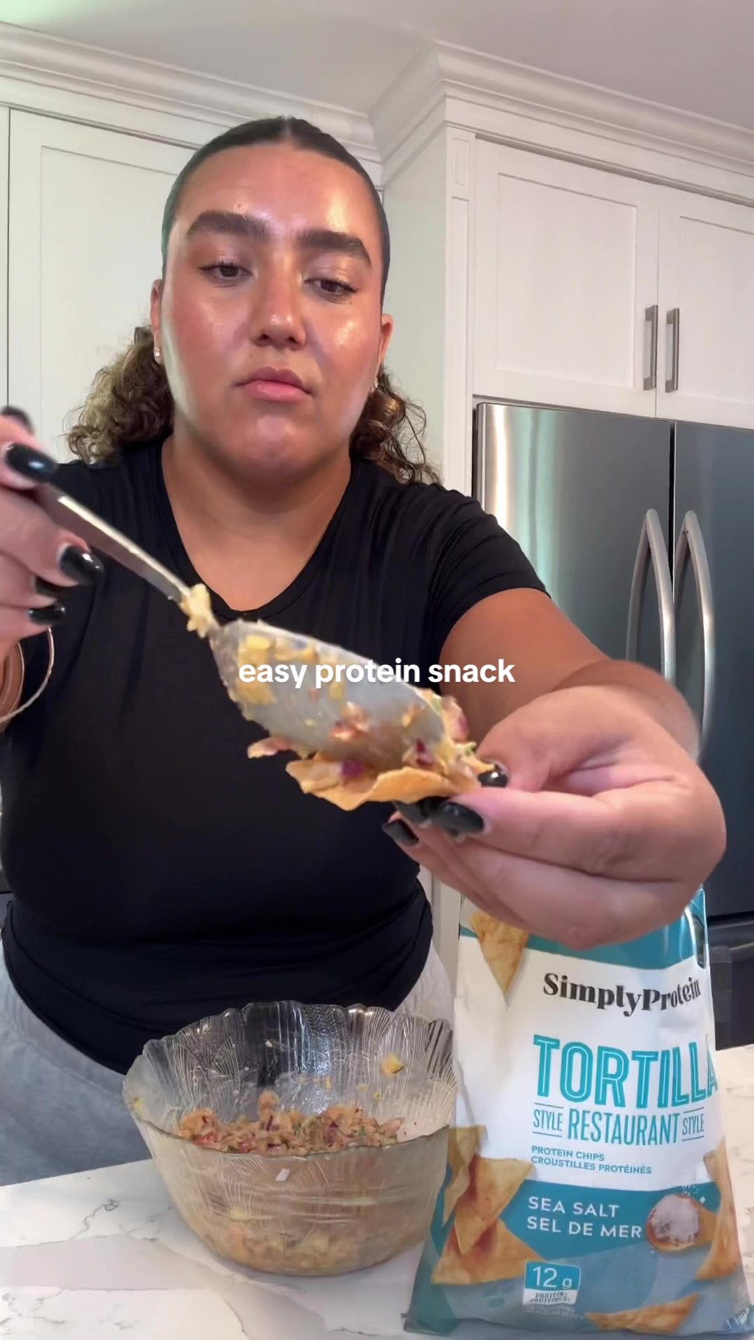 TikTok post by @vanessaafonte for SimplyProtein. Caption reads: Current obsession: Simply Protein's....