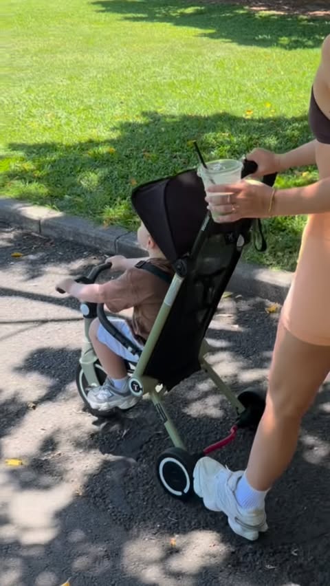Instagram post by @lucy__cartwright for smarTrike. Caption reads: Outings just got easier! The Smartrike Wonder is....