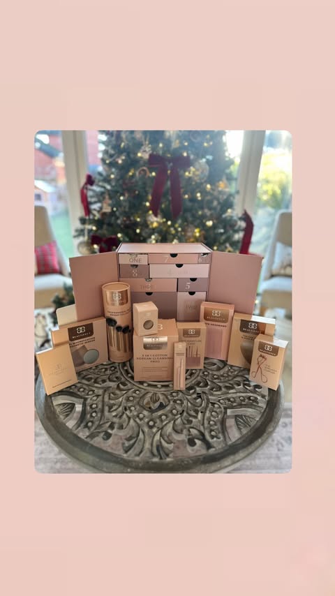 Instagram post by @dionnecraighome for Beautifect. Caption reads: Unbox with me the luxury 10 day @beautifect....