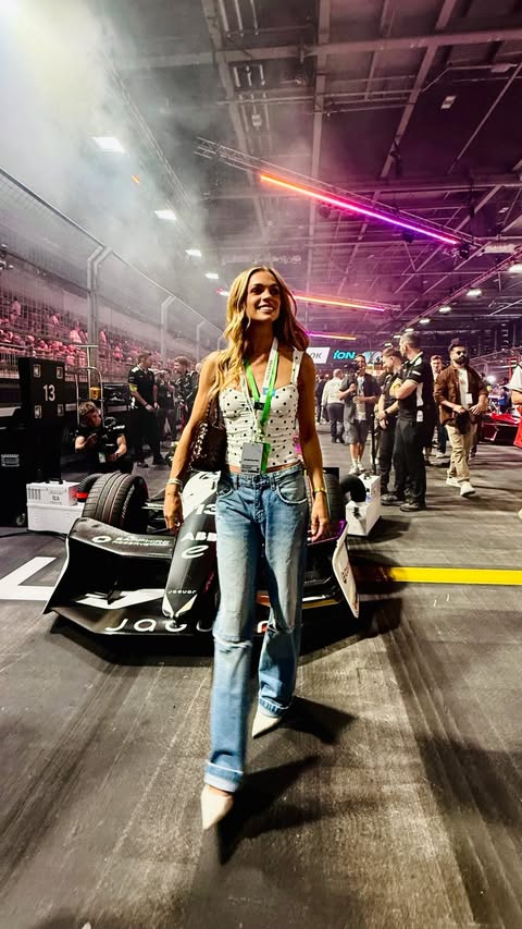 Instagram post by @missemmawalsh for Formula E. Caption reads: [...] happen tomorrow! 🤞🏻 #london #eprix....