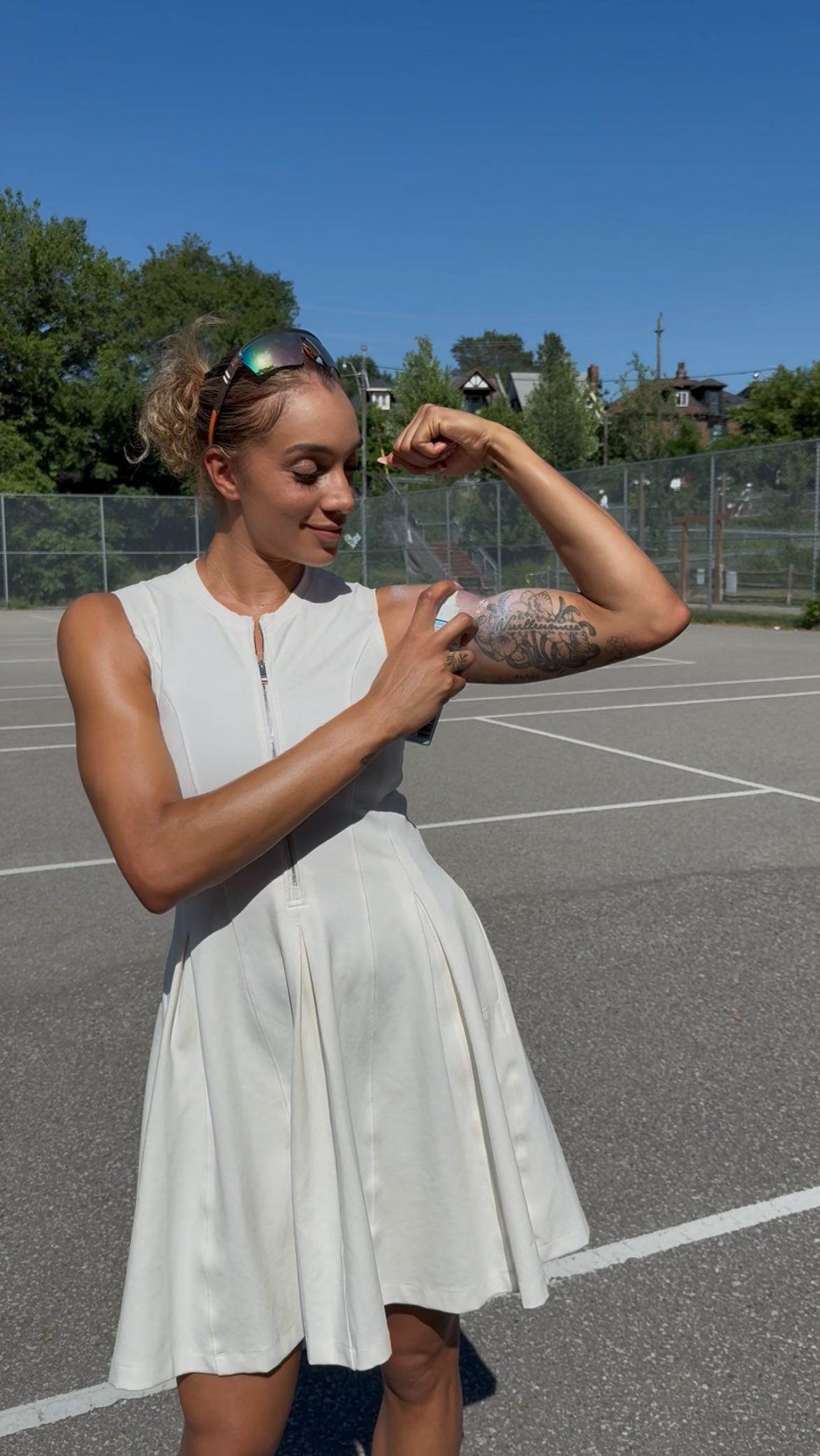 Instagram post by @bvuilleumier for Hawaiian Tropic. Caption reads: What I learned today: outside of skin care + sun....