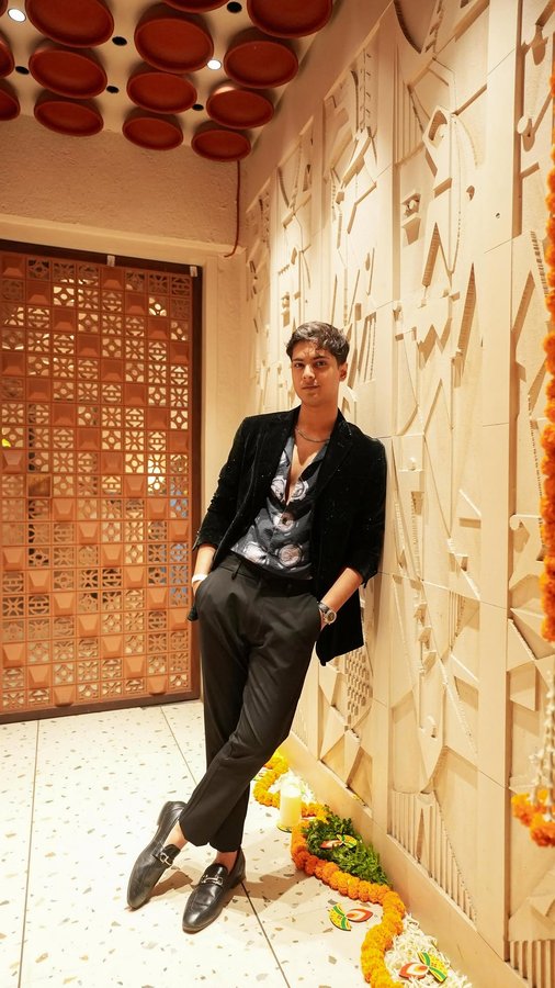 Instagram post by @samm.kothi for Tata CLiQ. Caption reads: Attended CLiQ Wali Diwali by @tatacliqfashion,....