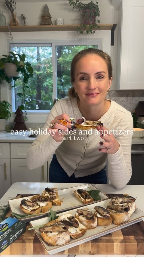 Instagram post by @fridasofiaeats for Wild Planet Foods. Caption reads: 🐟 Brown butter sardine toast with whipped goat....