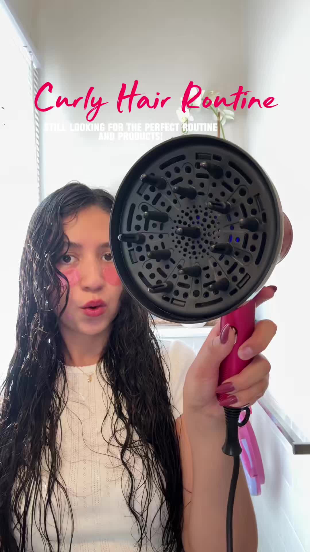 TikTok post by @lillian.bonilla7 for Luseta Beauty. Caption reads: [...] #curlyhairproducts #fyp@Luseta Beauty#sedal....