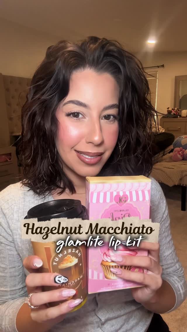 Instagram post by @veeautifyme for Glamlite. Caption reads: Have you ever tried the @glamlite lip kits? SOOO....