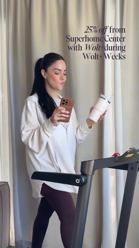 Instagram post by @tanya_f_ for Wolt. Caption reads: Wolt+ Weeks are here 🛒✨
Παρήγγειλα από το [...].