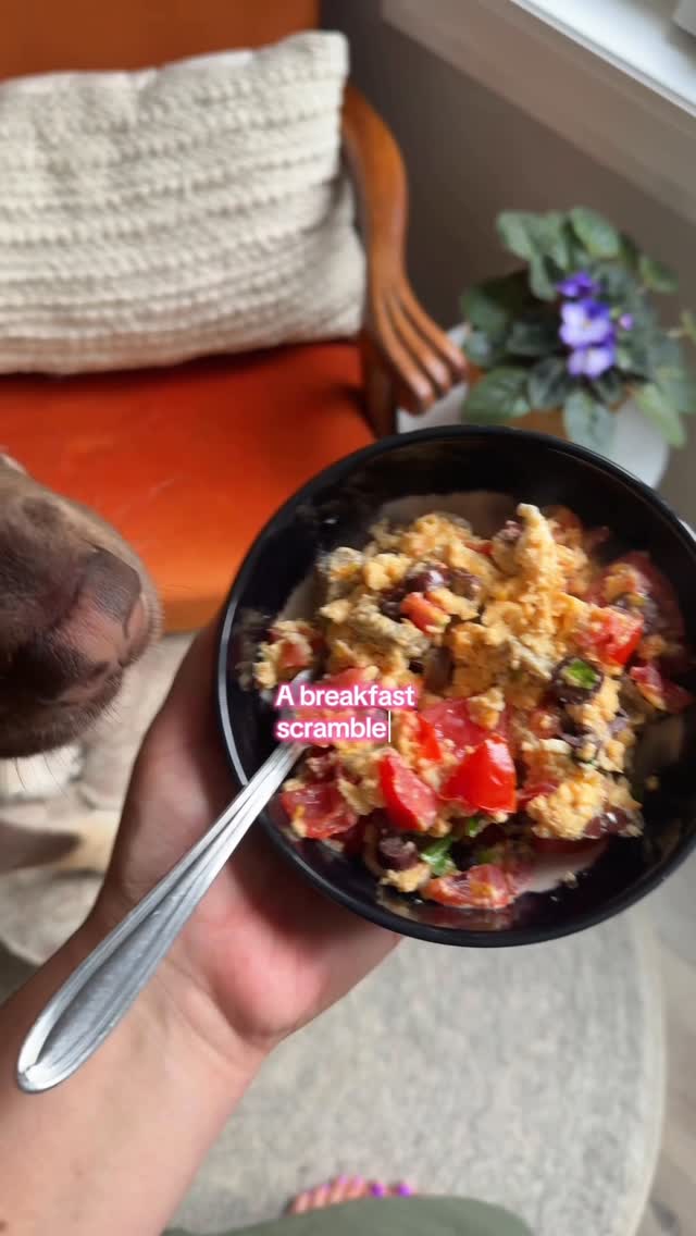 Instagram post by @lovezoepotter for Frank's RedHot. Caption reads: Any guesses on the new flavour? 👀 (ps it’s so....