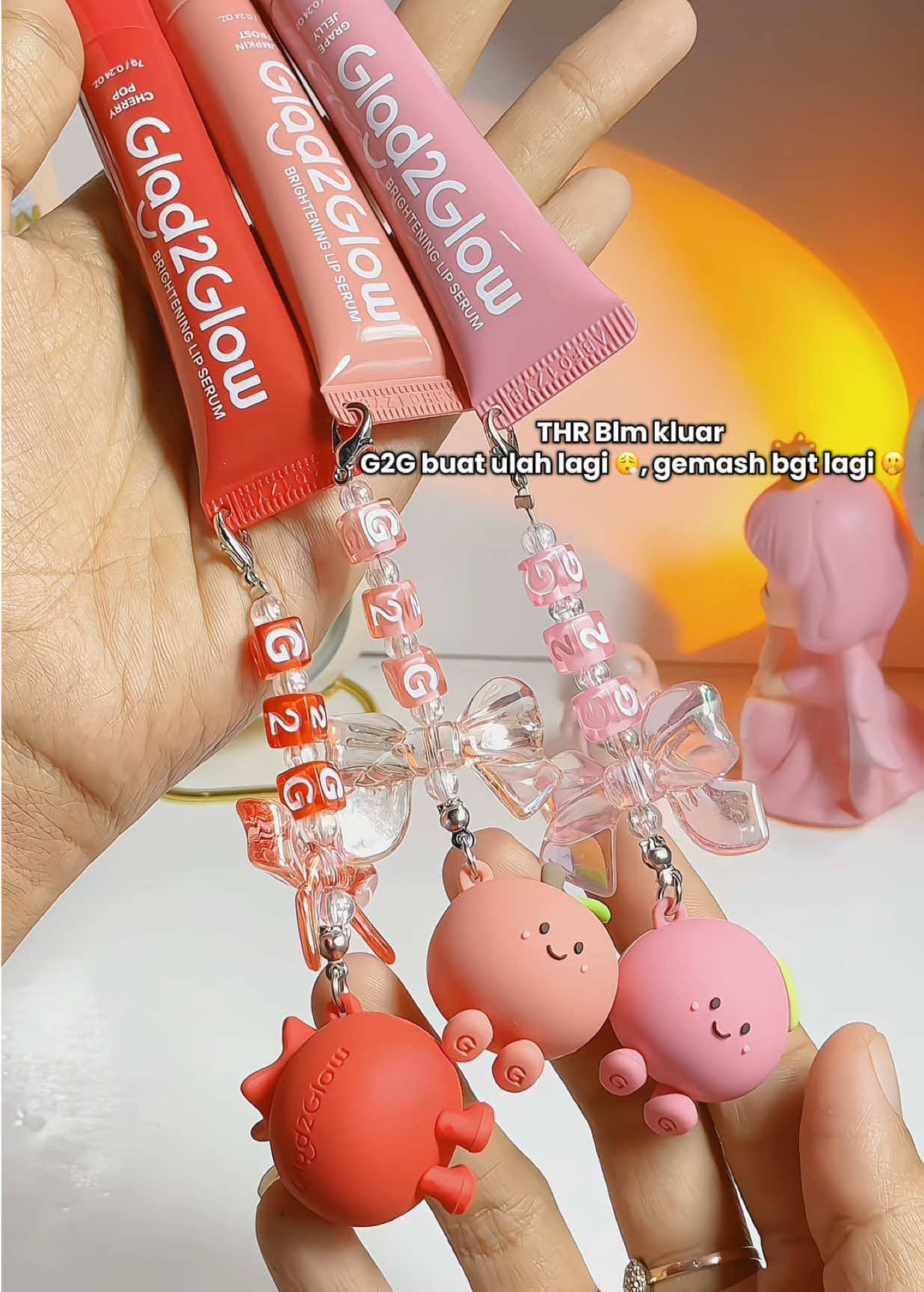 TikTok post by @dellapermanaa for Glad2Glow Indonesia. Caption reads: Glad2glow @glad2glow.indo kapan diam nya sih , klo....