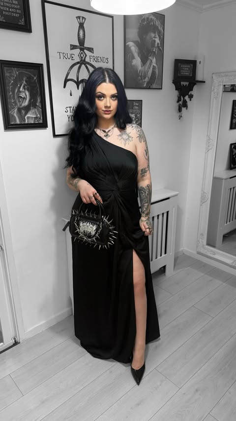 Instagram post by an influencer for Azazie. Caption reads: [...] it gothic🤌🏼🖤 • • Dress* @azaziebridal....