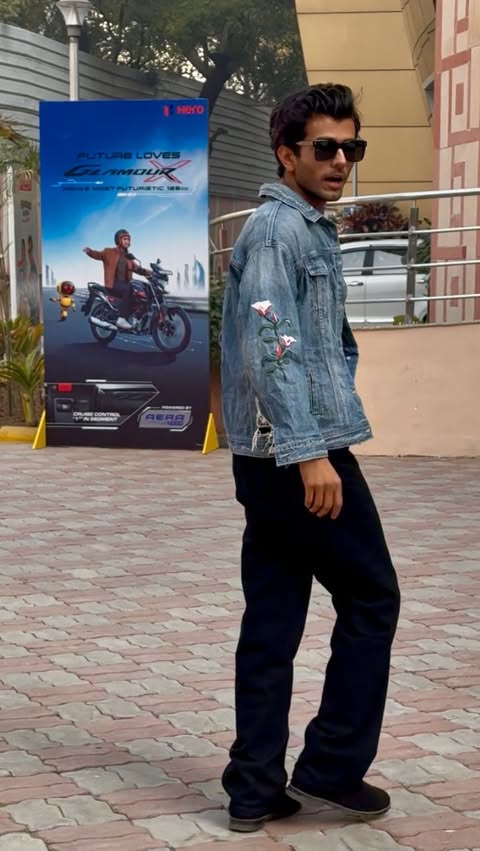 Instagram post by @ritikkkk_singhh for Hero MotoCorp. Caption reads: 💥 Power packed vibe with Pawan Singh & Hero....