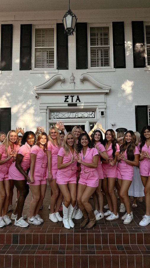 Instagram post by @texaszta for Show Me Your Mumu. Caption reads: Feeling like a ZETA in all pink🎀🩰 We are so....