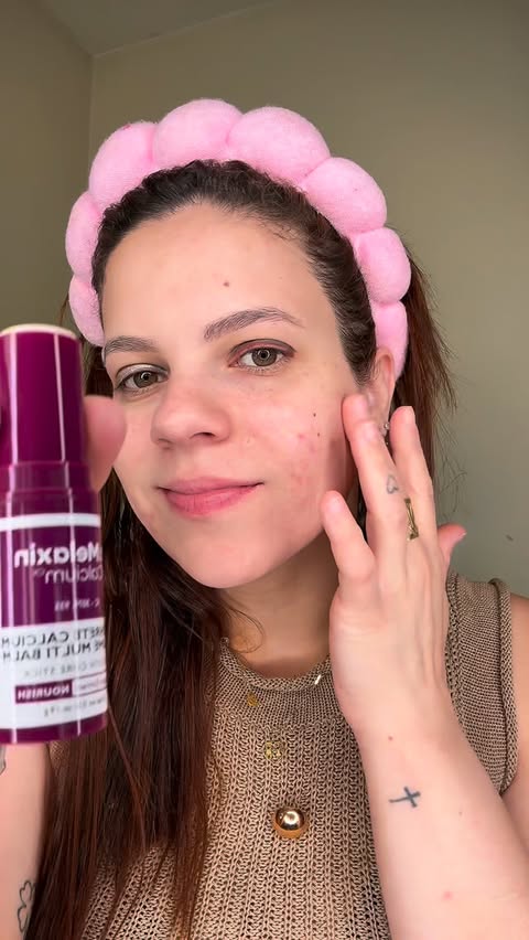 Instagram post by @nataliasilva_28 for Dr.Melaxin. Caption reads: Dr. Melaxi #ad #drmelaxin #ugc #influencer.